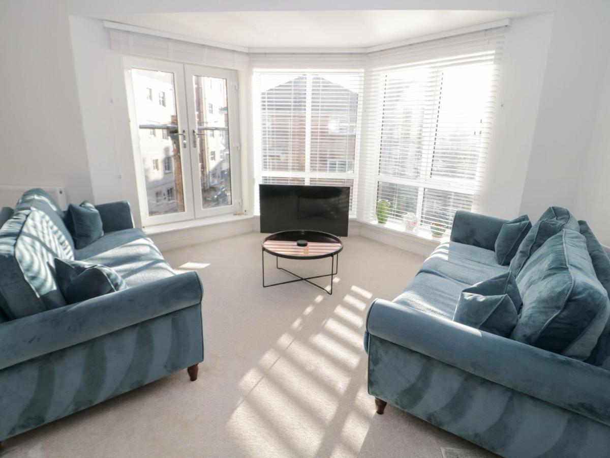 Beach House Rhôs-on-Sea Екстериор снимка