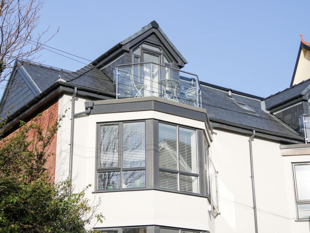 Beach House Rhôs-on-Sea Екстериор снимка