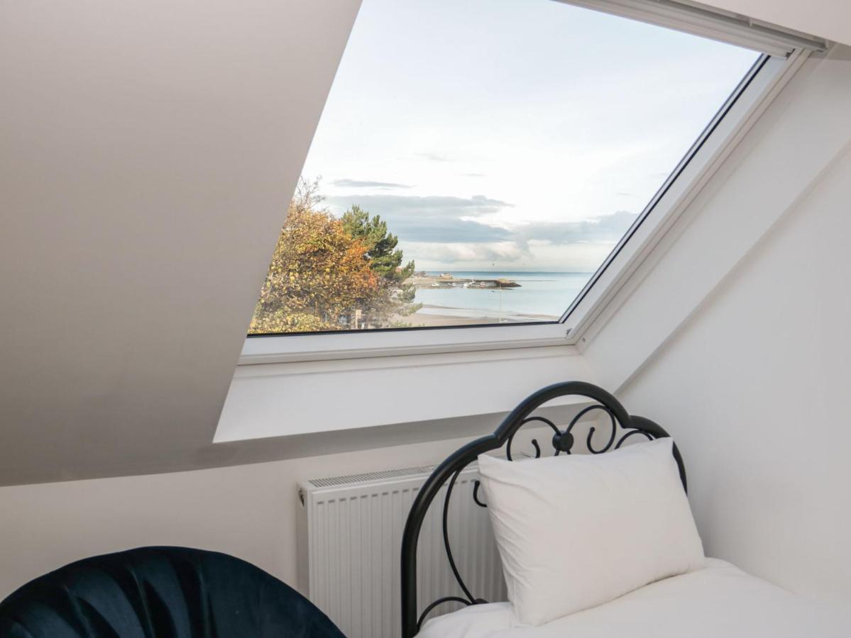Beach House Rhôs-on-Sea Екстериор снимка