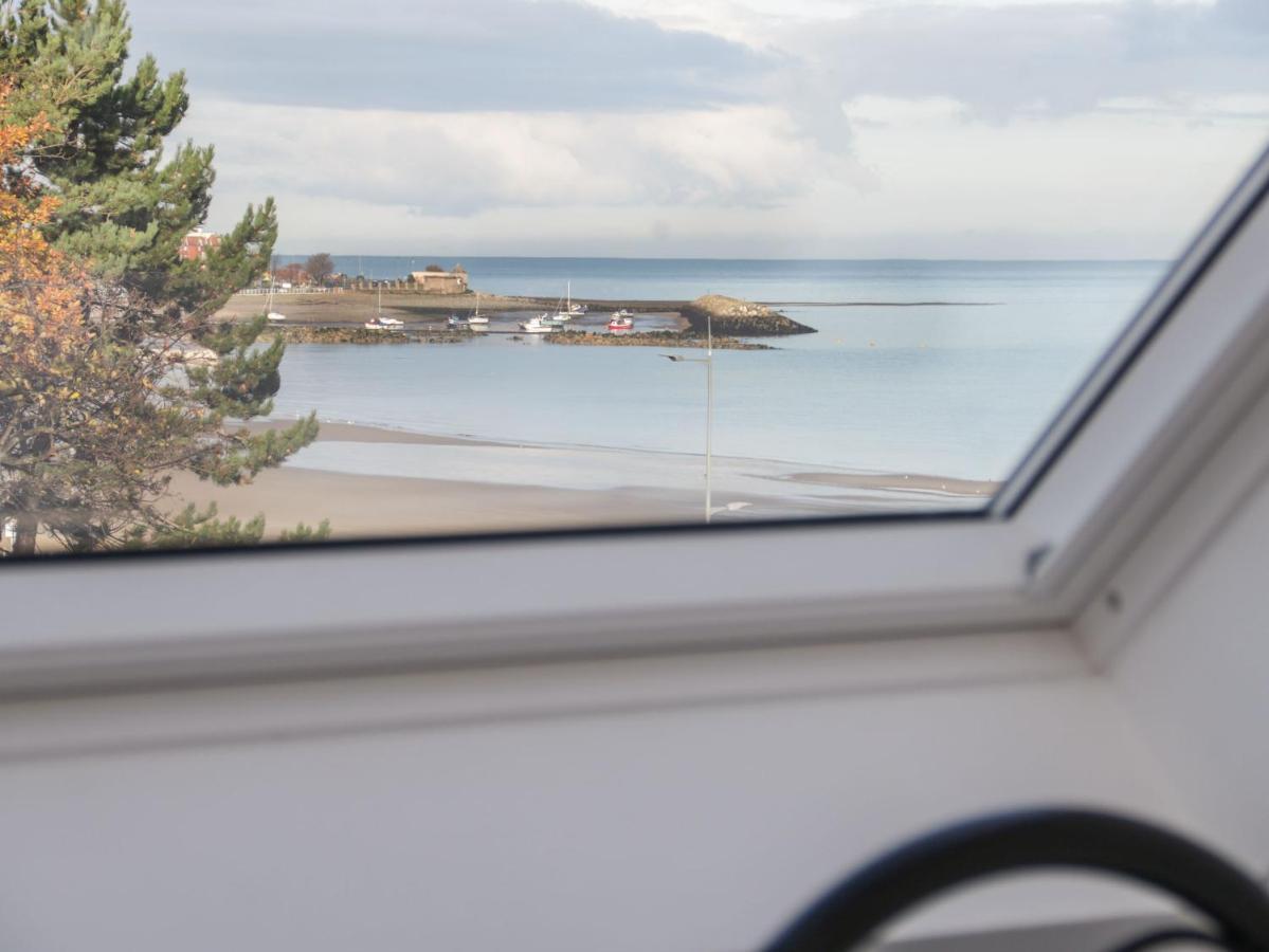Beach House Rhôs-on-Sea Екстериор снимка