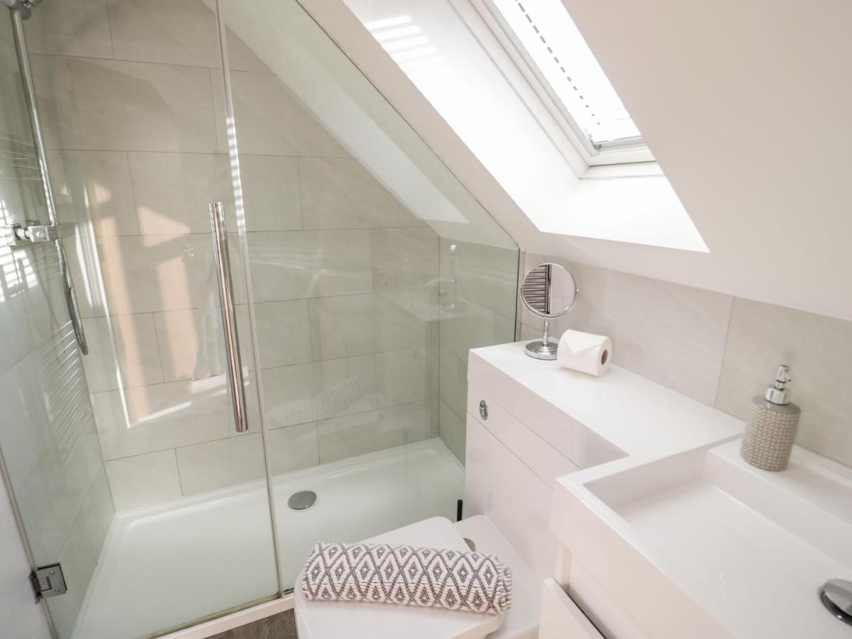 Beach House Rhôs-on-Sea Екстериор снимка