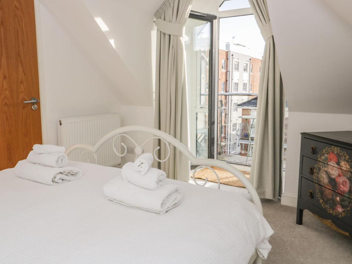 Beach House Rhôs-on-Sea Екстериор снимка